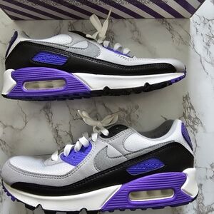 Nike Air Max 90 sz 8 wmns CD0490-103